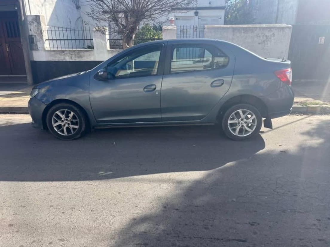 Renault Logan 2018