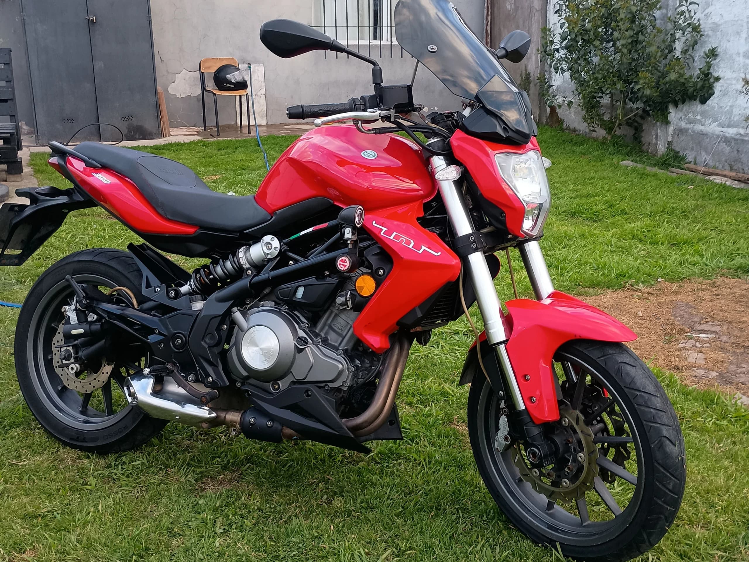 Benelli TNT 300 2017
