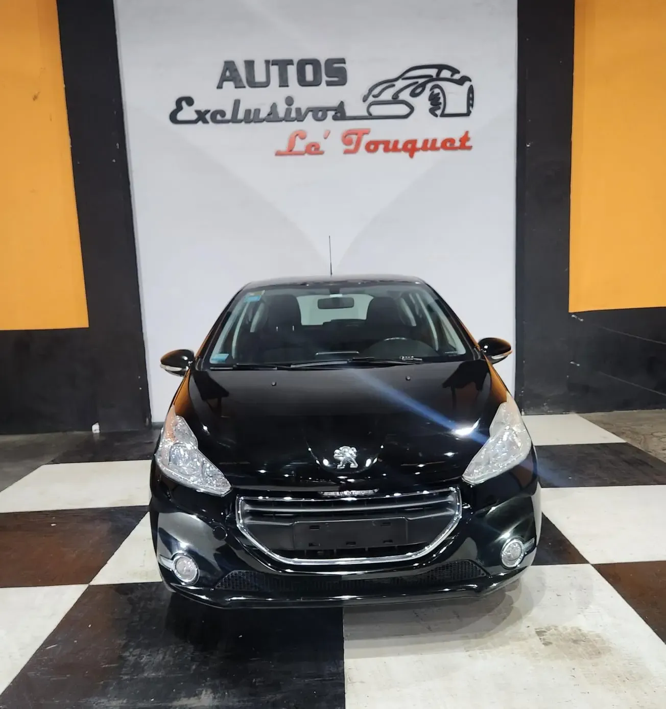 Peugeot 208 2014