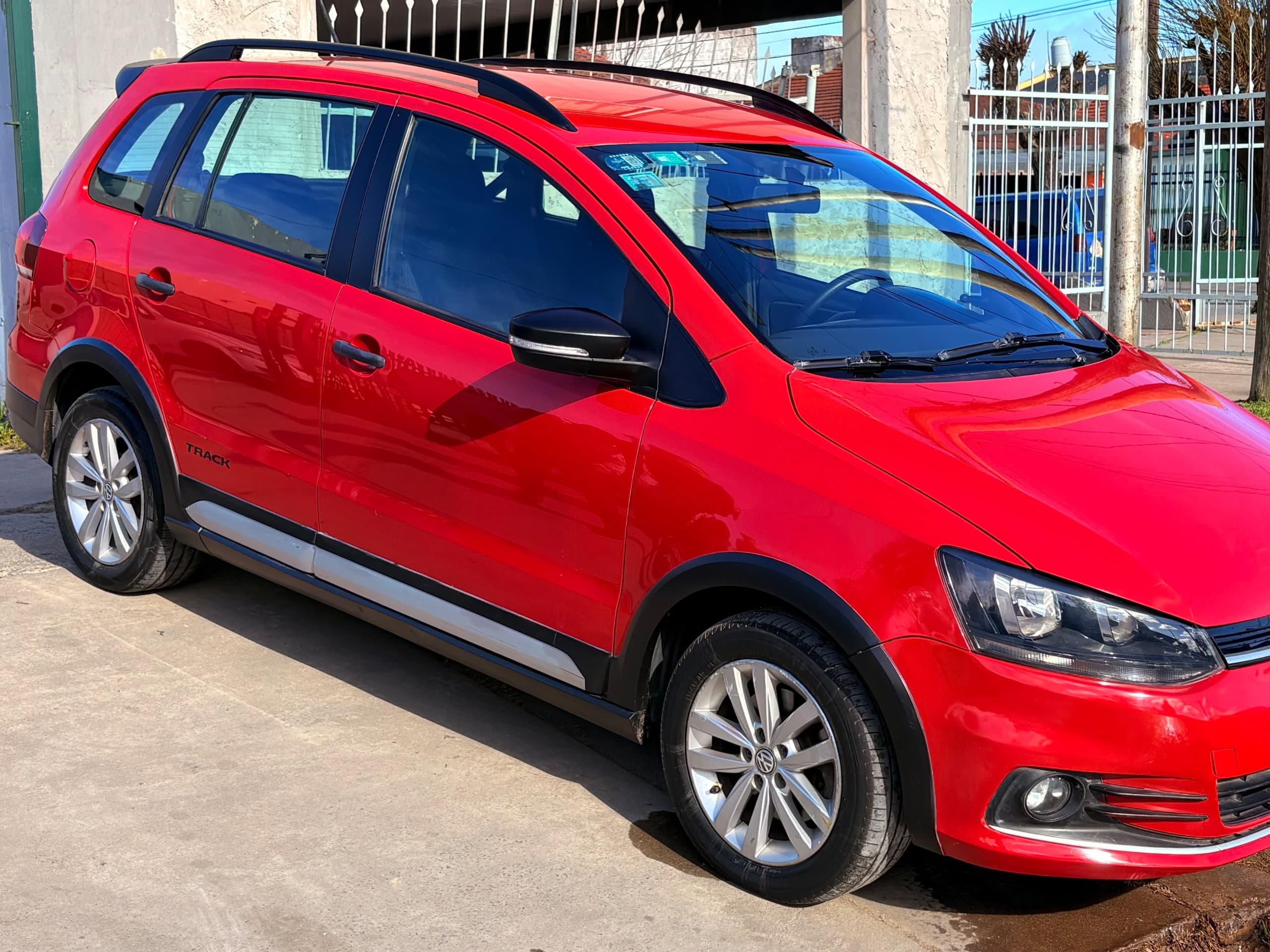 Volkswagen Suran 2017