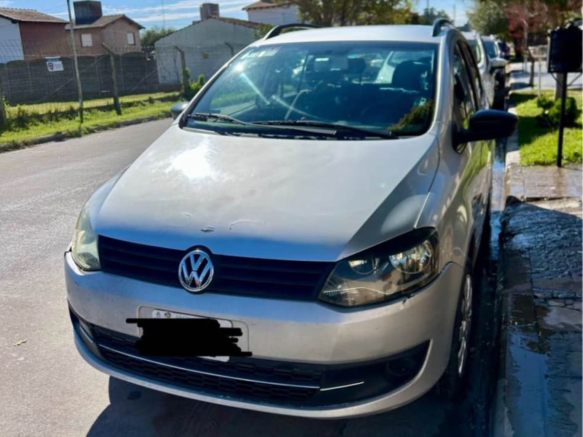 Volkswagen Suran 2011