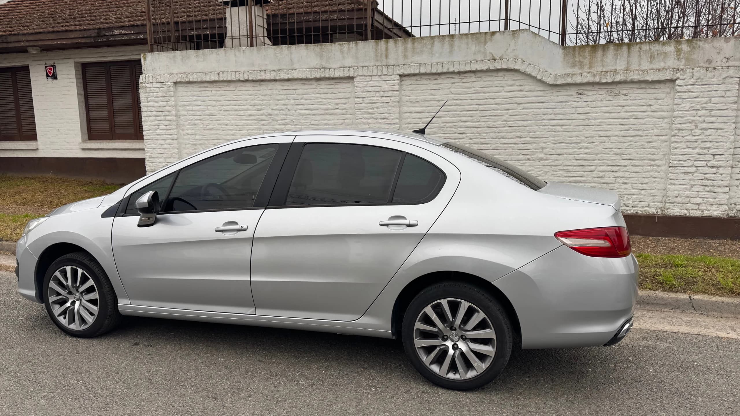 Peugeot 408 2018